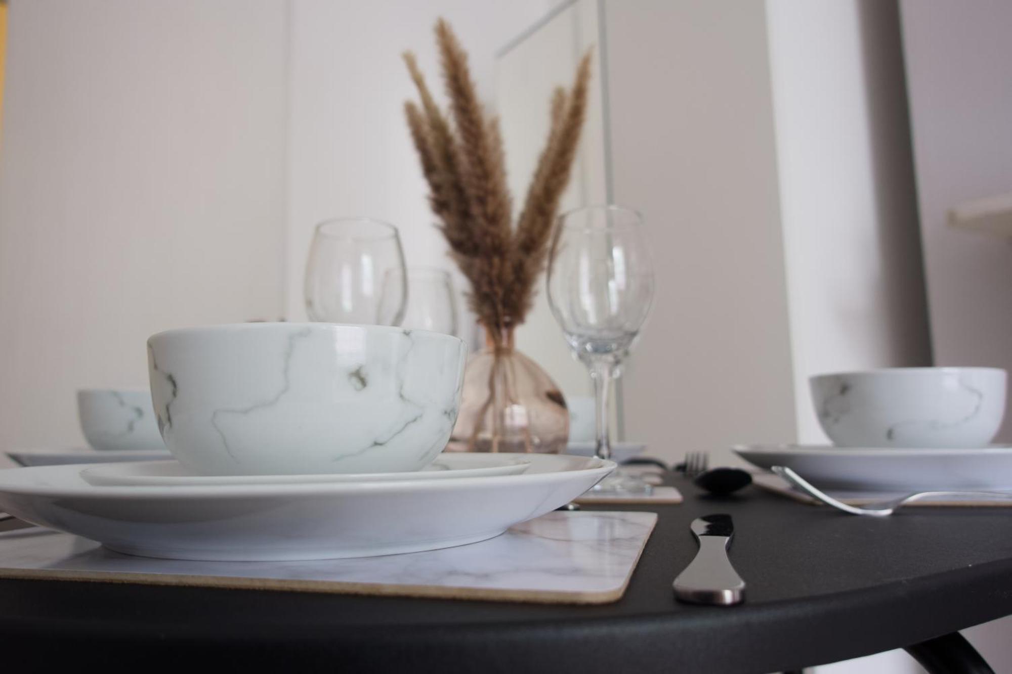 1 Bedroom Apartment - The Opal Cheltenham Exteriér fotografie